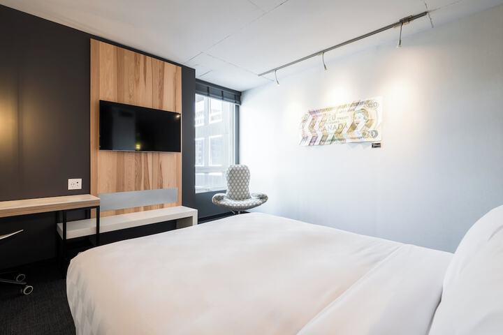 Alt Hotel Ottawa Downtown