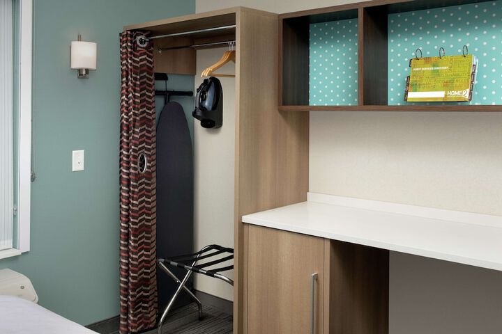 Room 30 of 41