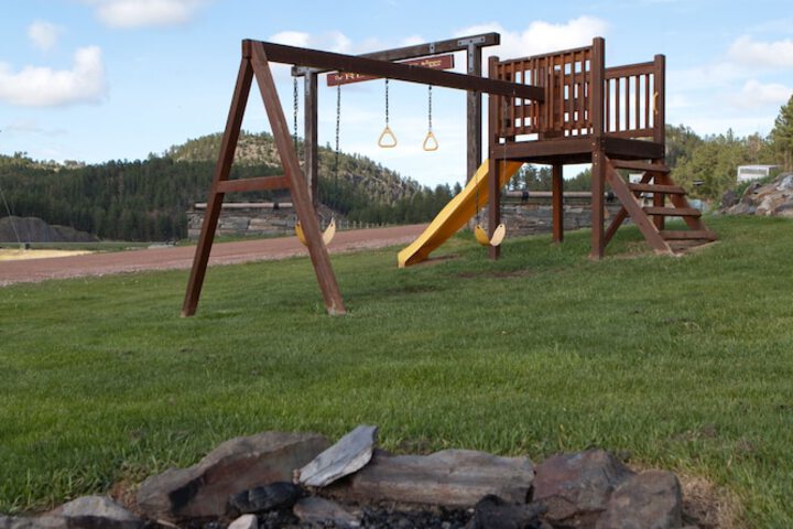 Mountain View Lodge & Cabins