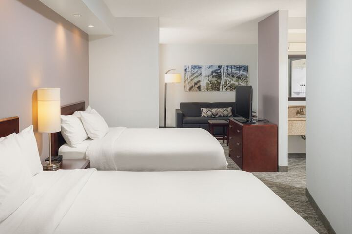 Room 21 of 46