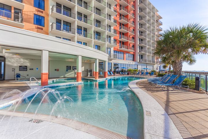 Hampton Inn & Suites Orange Beach / Gulf Front