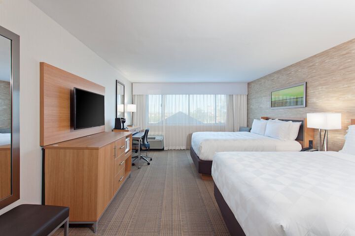 Room 21 of 28