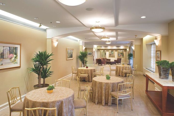 Hotel Du Pont