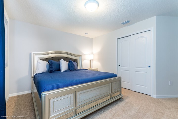 Room 20 of 74