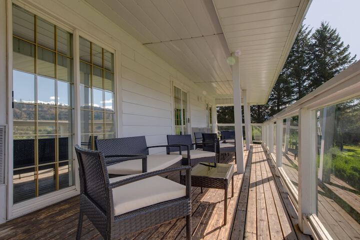 Terrace/Patio 49 of 56