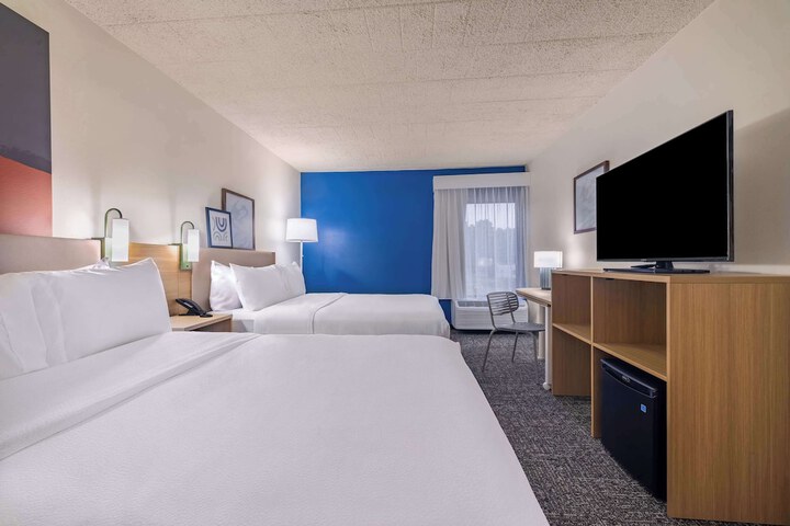 Spark by Hilton Clarks Summit