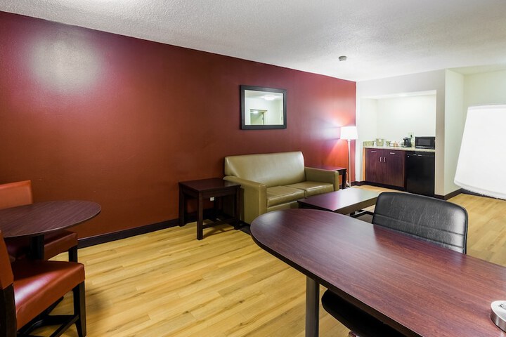 Red Roof Inn PLUS+ South Deerfield – Amherst