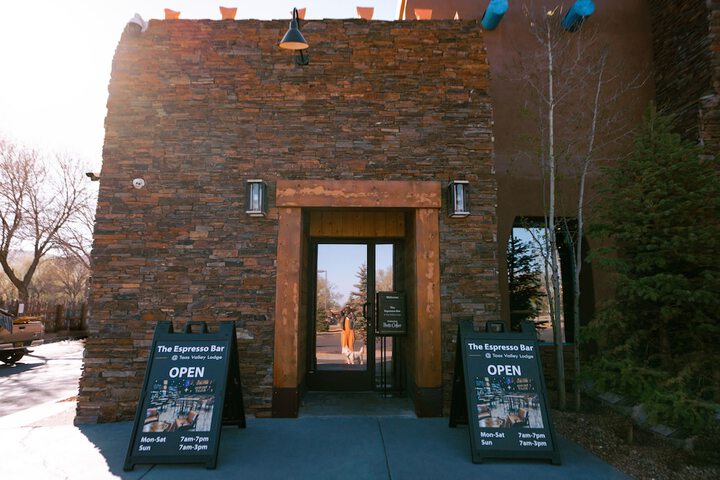 Taos Valley Lodge