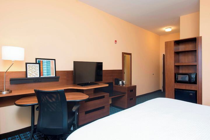 Room 13 of 25