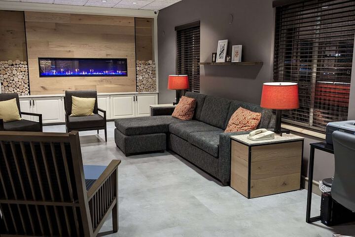 Hotel Interior 11 of 40