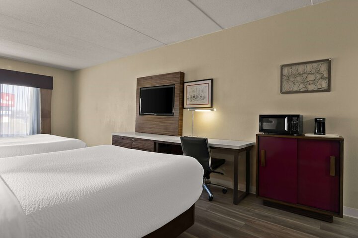 Room 43 of 63