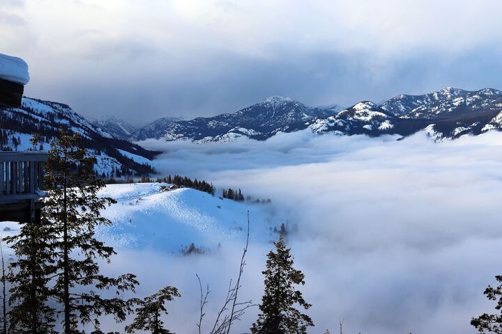 Sun Mountain Lodge
