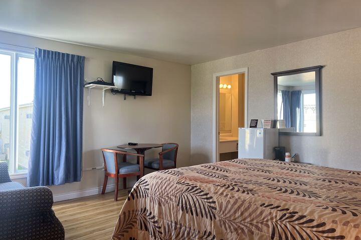 Room 44 of 103