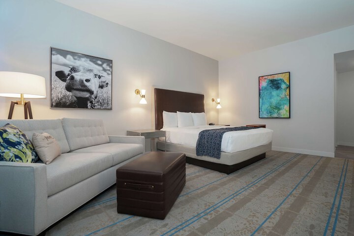 Room 16 of 59