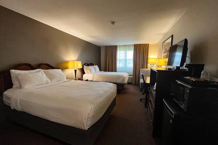 Room 11 of 19