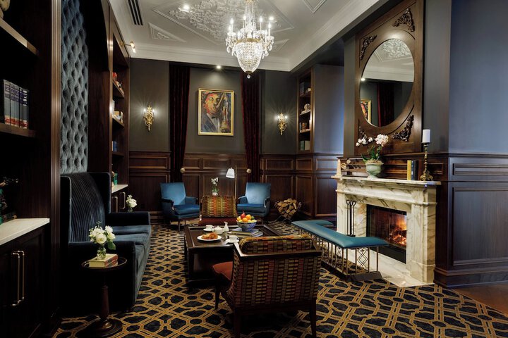 Hotel Carmichael Autograph Collection