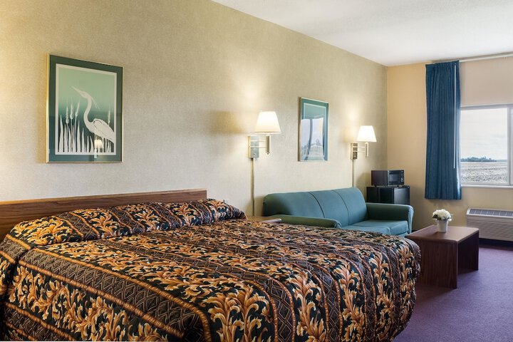 Room 23 of 42