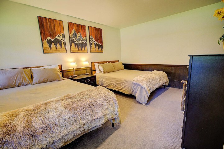 Shay Meadows Ranch & Resort #2500