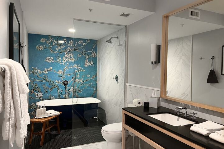 Kimpton Schofield Hotel by IHG