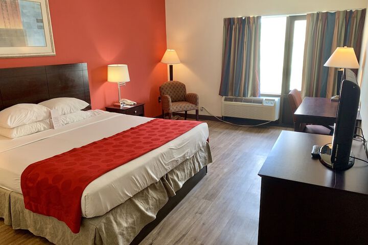 Room 7 of 33