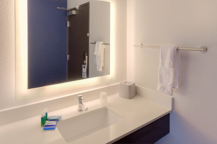 Room 34 of 56