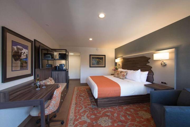 Room 18 of 27