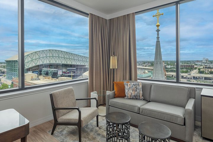 The Westin Houston Downtown