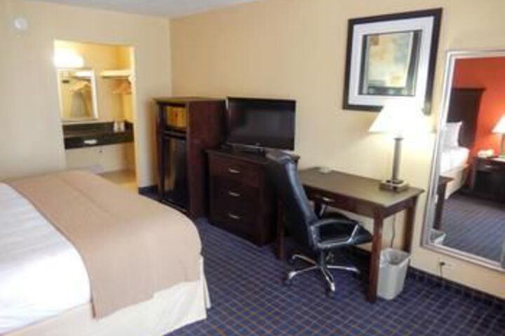 Executive Thibodaux New Orleans Hotel