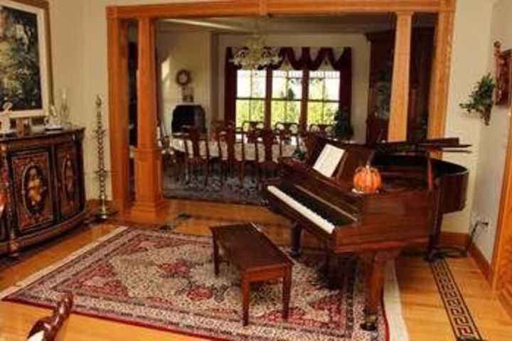 The Hurst House Bed and Breakfast