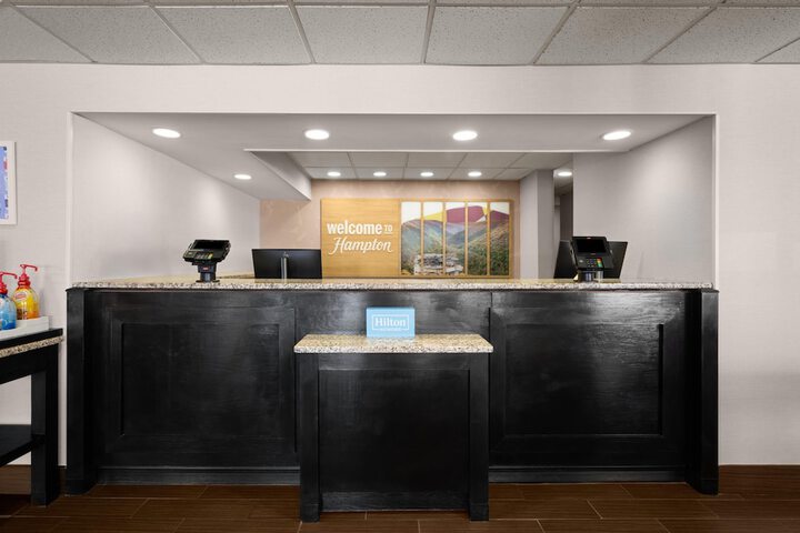 Hampton Inn Winfield / teays Valley