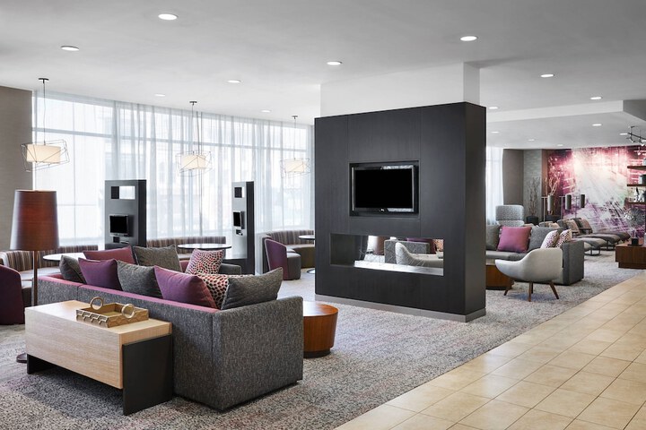 Hotel Interior 12 of 39