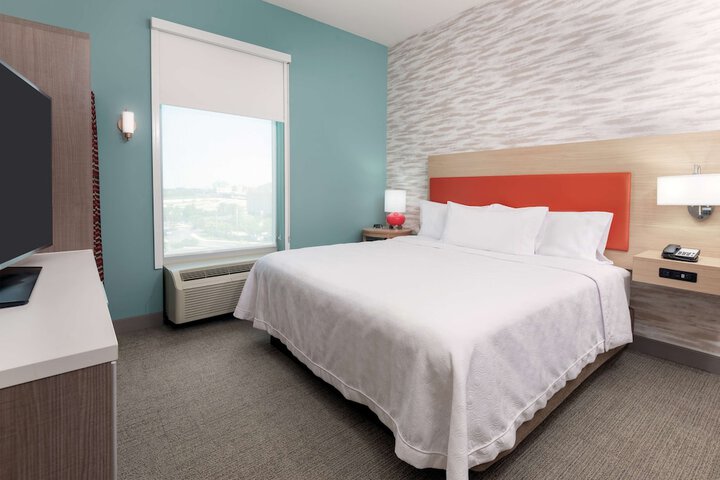 Room 16 of 41