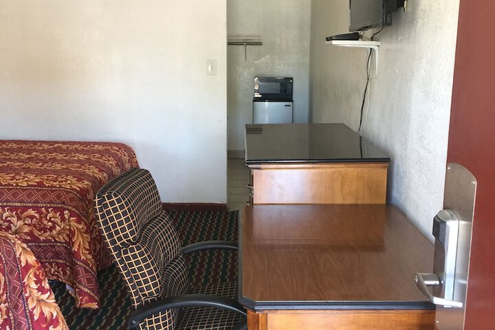 Room 26 of 31