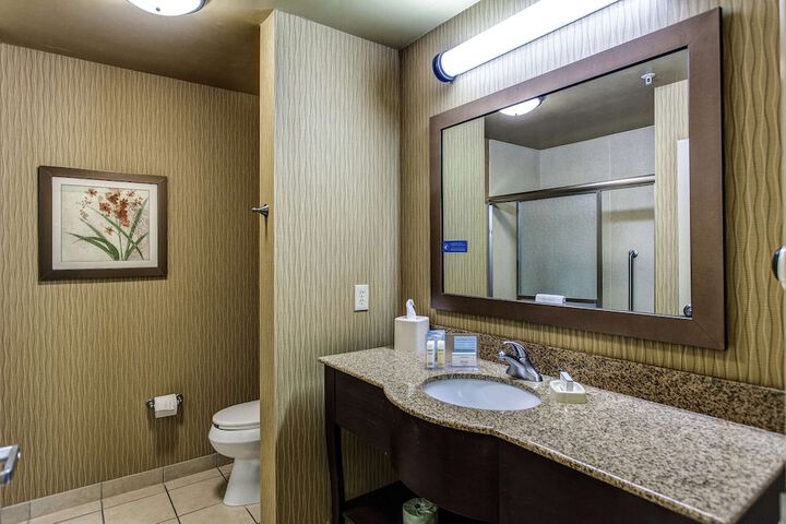 Room 21 of 69