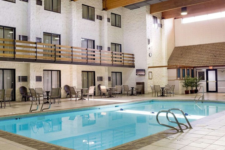 Pool 2 of 36