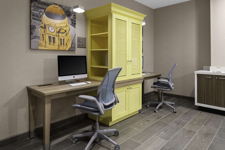 Business Center 22 of 22