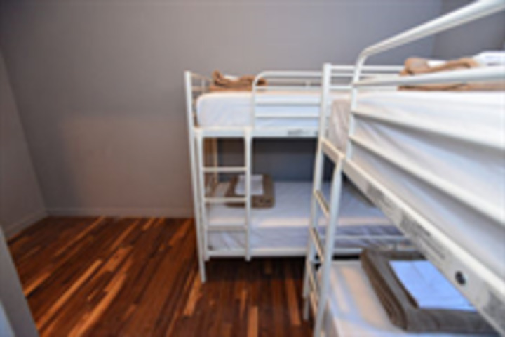 EXPLORE HOTEL & HOSTEL