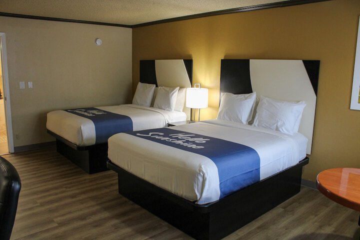 Room 21 of 68