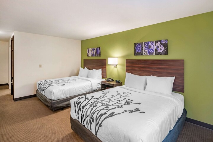 Room 11 of 37