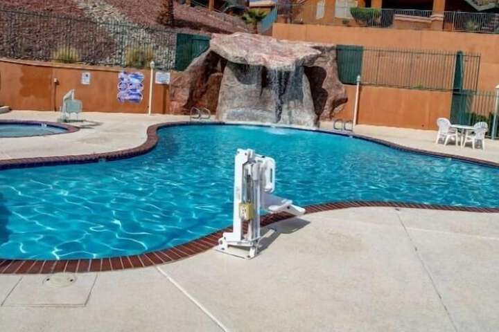 Highland Estates Condotel