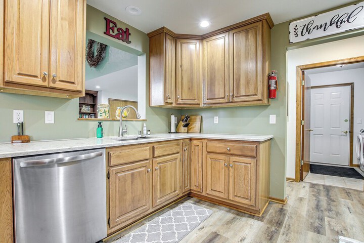 Door County Townhome: Pool Access 1 Mi to Beach!