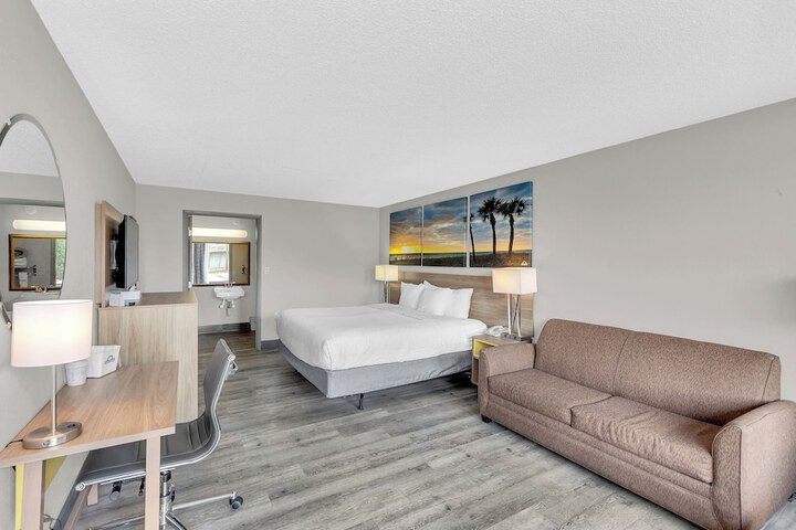 Room 40 of 73