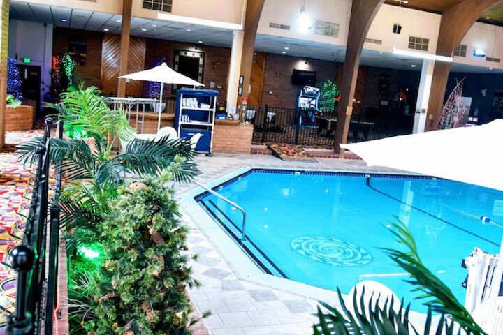 Douglas Inn & Conference Center