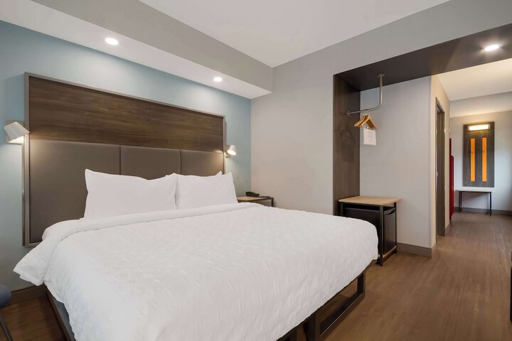 Room 21 of 45