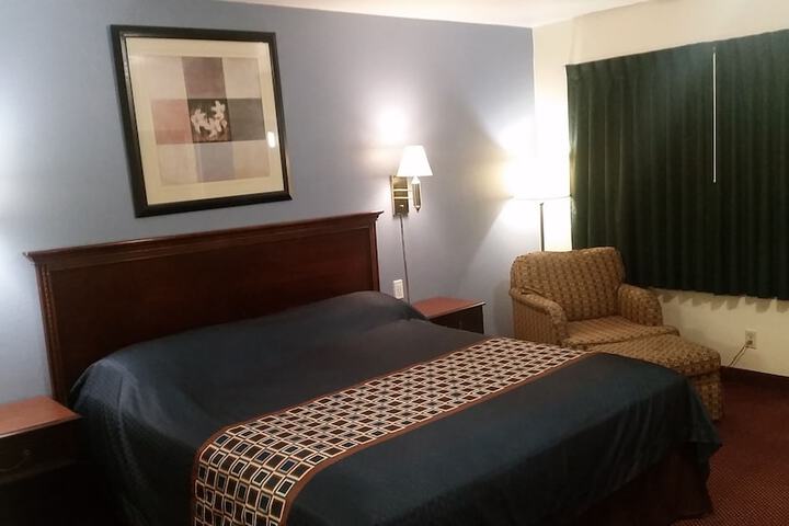 Room 64 of 94