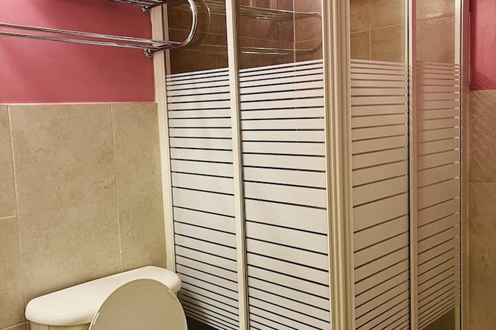 Room 15 of 73