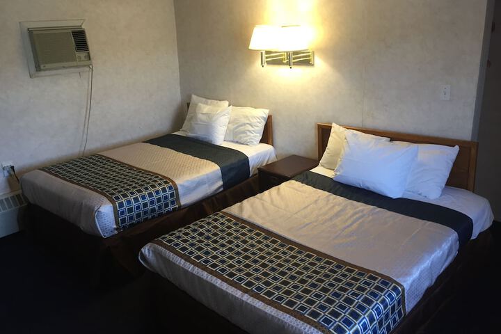 Room 11 of 29