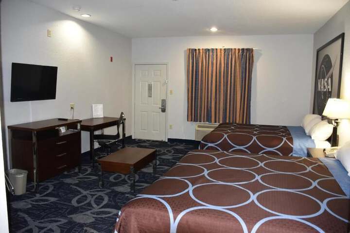 Room 25 of 31