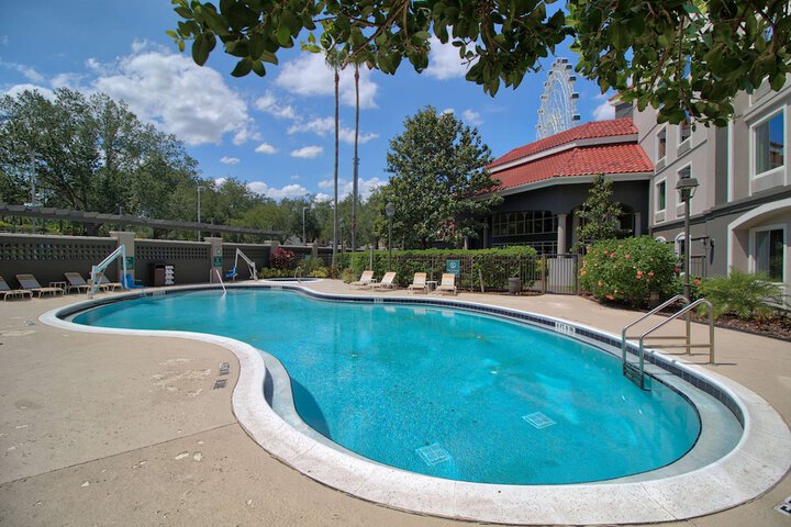 Pool 13 of 53
