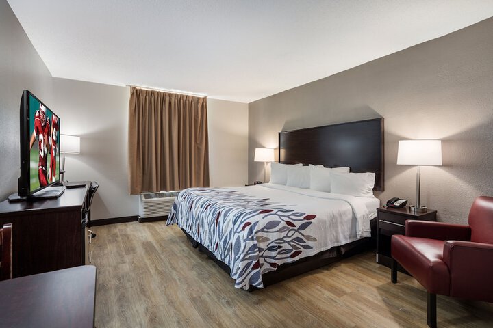 Room 34 of 46